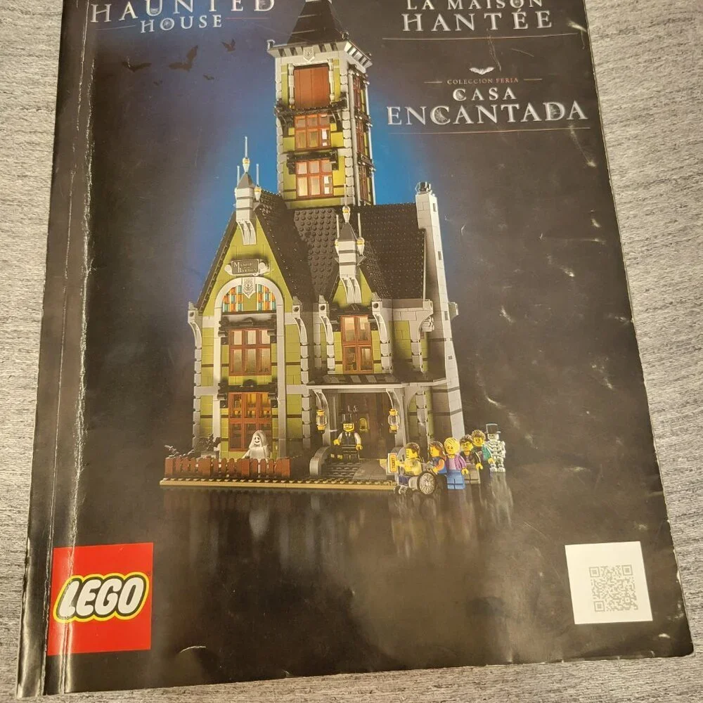 Lego Icons Haunted House 10273